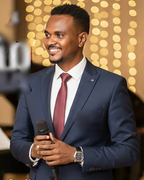 ناصر عثمان - منيه