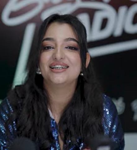 امل فتحي - حبك شغل قلبي